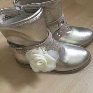 Chasing Fireflies Gold Leather Booties 10 New